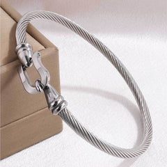 Stainless Steel Horseshoe Buckle Heart-shaped Bracelet