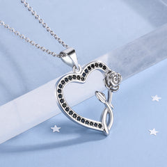 Black And White Full-diamond Heart Pendant With A Diamond-encrusted Heart Necklace Set